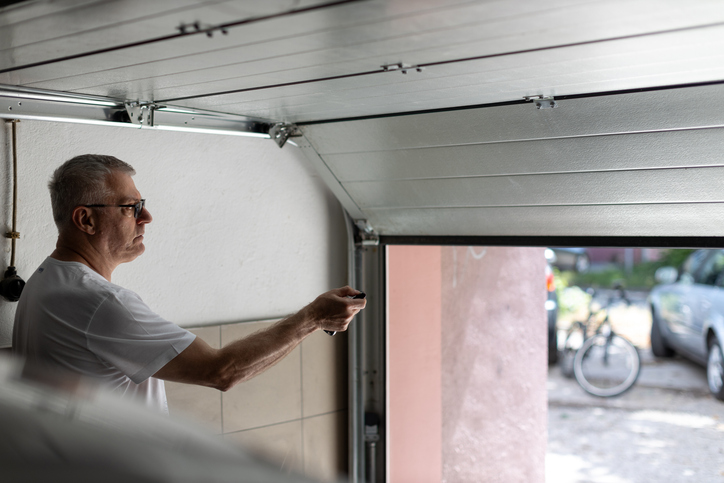 Is It Possible to Operate a Garage Door With a Broken Cable